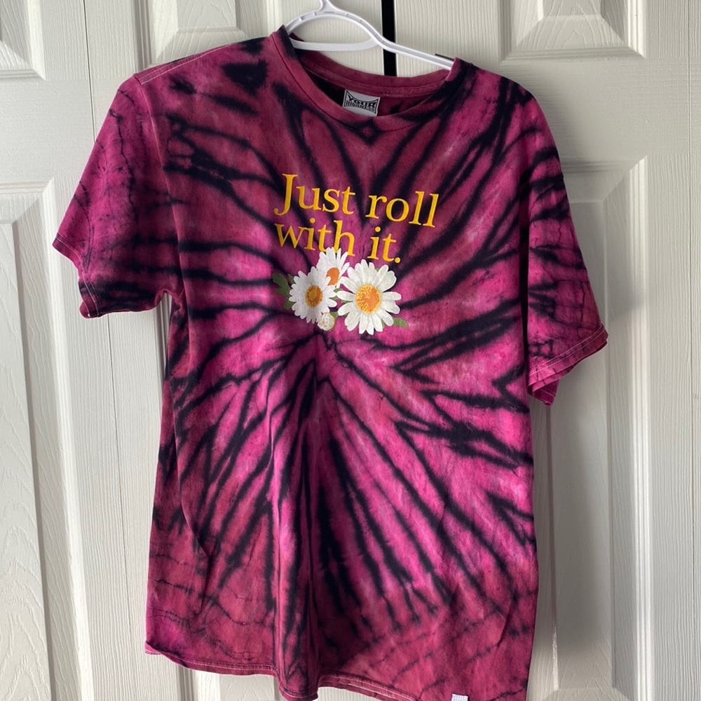 Zumiez tie-die tee